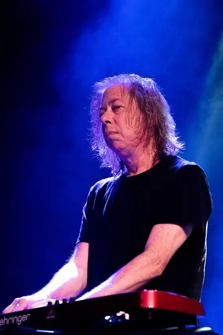 Adam Holzman